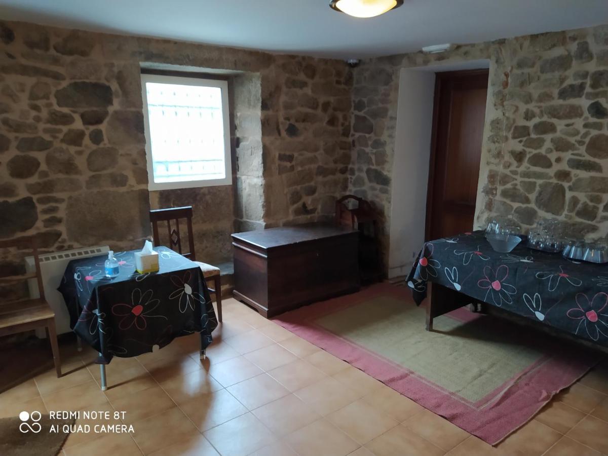 Pension - Albergue De Logrosa Negreira Exterior photo