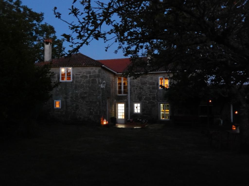 Pension - Albergue De Logrosa Negreira Exterior photo