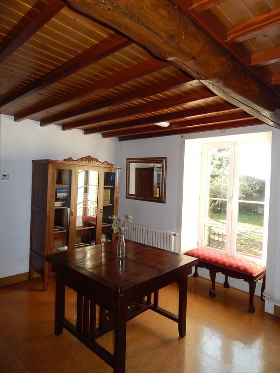 Pension - Albergue De Logrosa Negreira Exterior photo