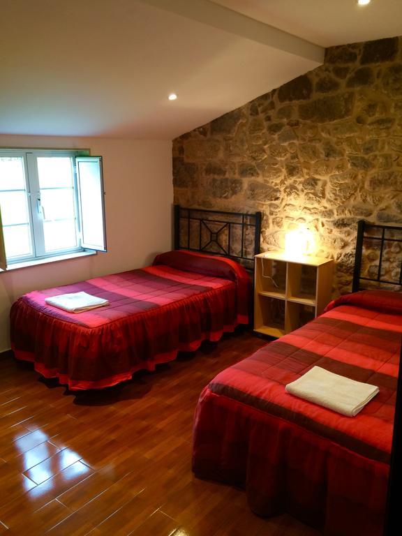 Pension - Albergue De Logrosa Negreira Exterior photo