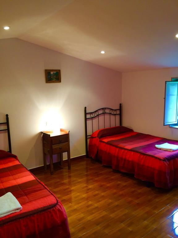 Pension - Albergue De Logrosa Negreira Exterior photo